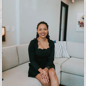 Meet your Posher, Liv